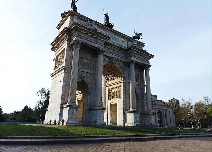 Lovely Arch * Milán