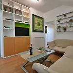 Apartment Lovely Arch *